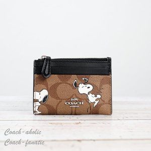 NWT Coach X Peanuts Mini Skinny Id Case In Signature Canvas With Snoopy